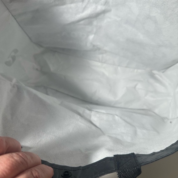 Lululemon Athletica Black and Silver Modern Tote - Picture 4 of 4